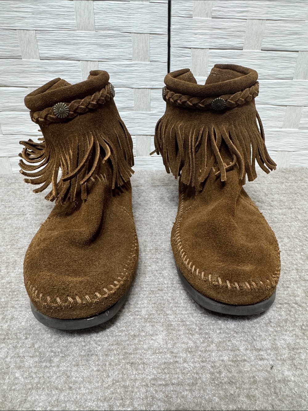 Minnetonka Brown Suede Hippie Boho Fringe Moccasin Size 8.5